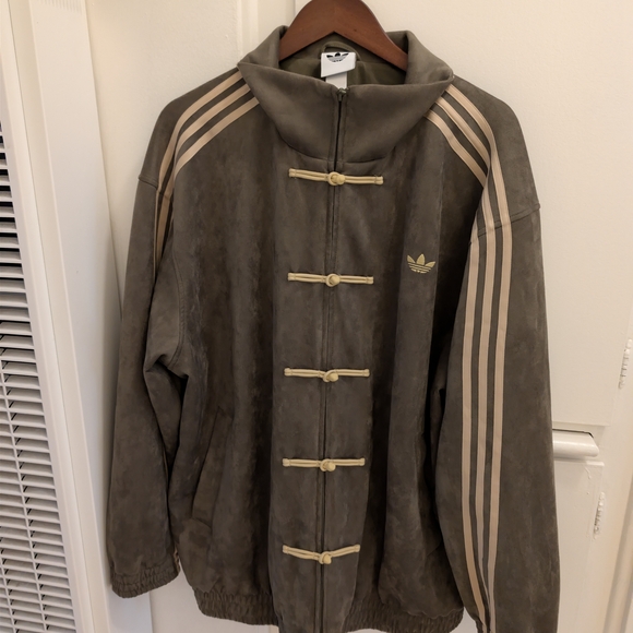 Adidas Men's Olive Green Jacket - Picture 3 of 4